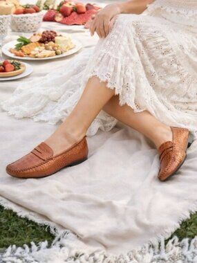 Robert Zur Copper Croc-Embossed Leather Loafers Classic Luxury Slip-On Size 6.5